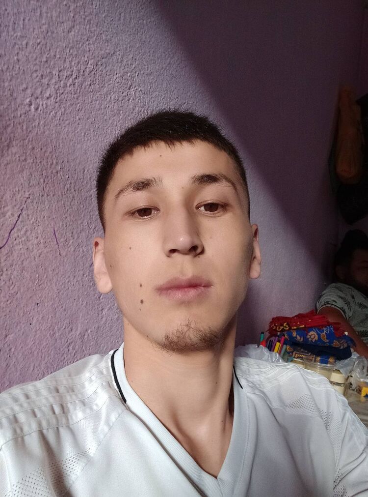  ,   Ryss, 27 ,   ,   