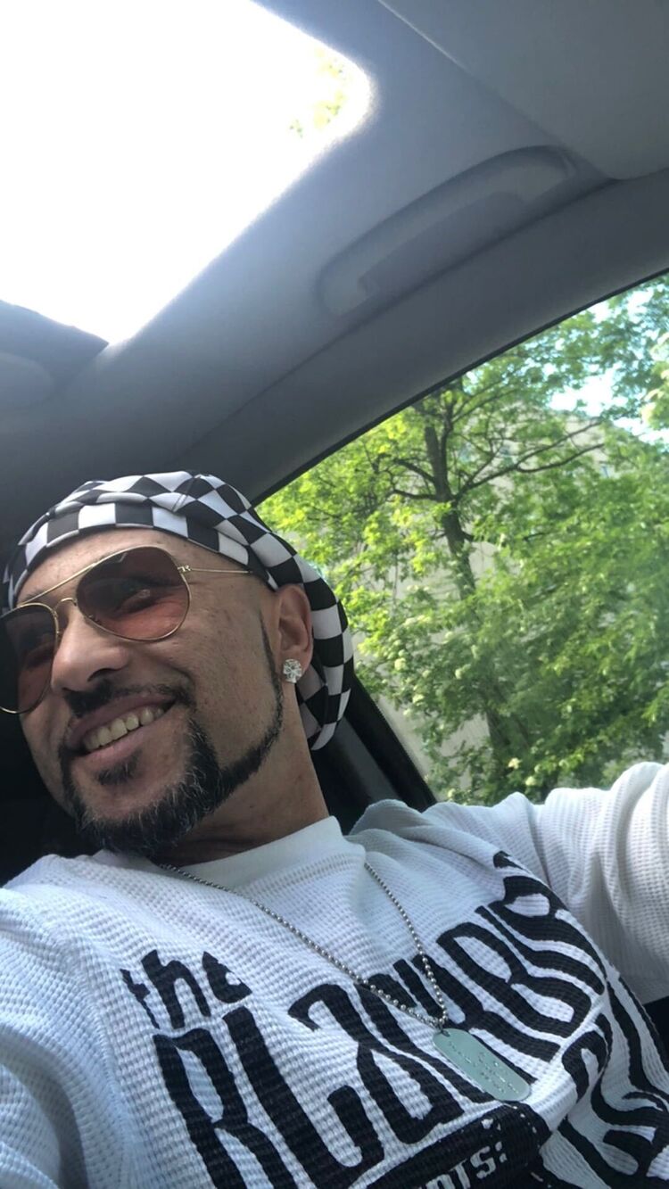 ���� 24184190 ������� Adriano, 37 ���, ���� ���������� � �����-����������