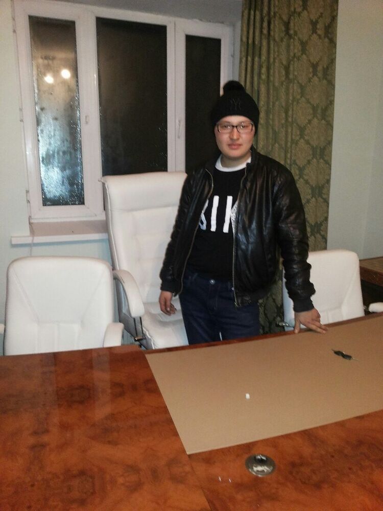  ,   Siko, 32 ,   ,   , c 