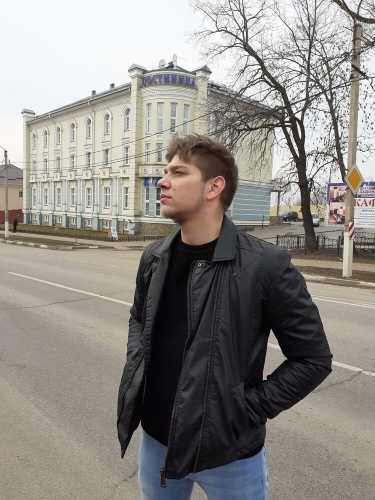  19434000  Sergey, 26 ,    