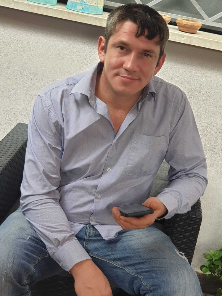  49350330  Nelu, 41 ,    Abano Terme