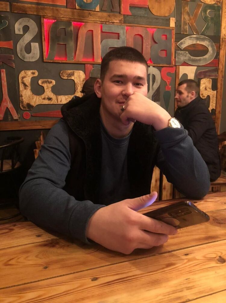  44713970  , 29 ,    