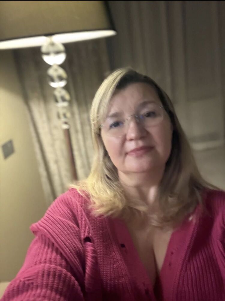  54526050  ELENA, 56 ,    