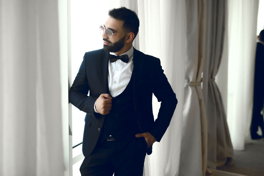  52398360  Josep, 34 ,    