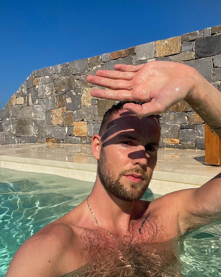  45069340  , 37 ,    --