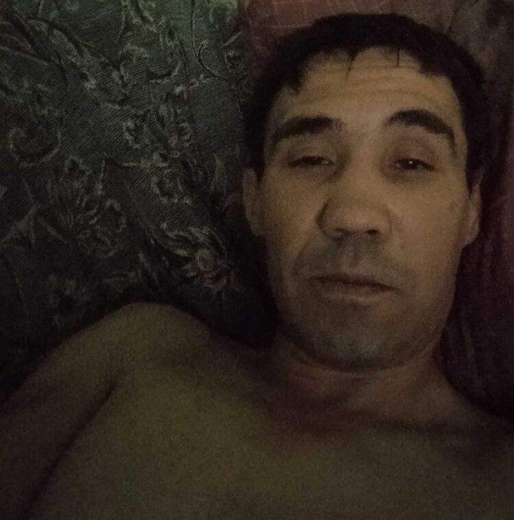  45698800  Nikita, 34 ,    