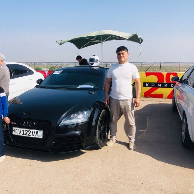  36991410  Ibrohim, 29 ,    