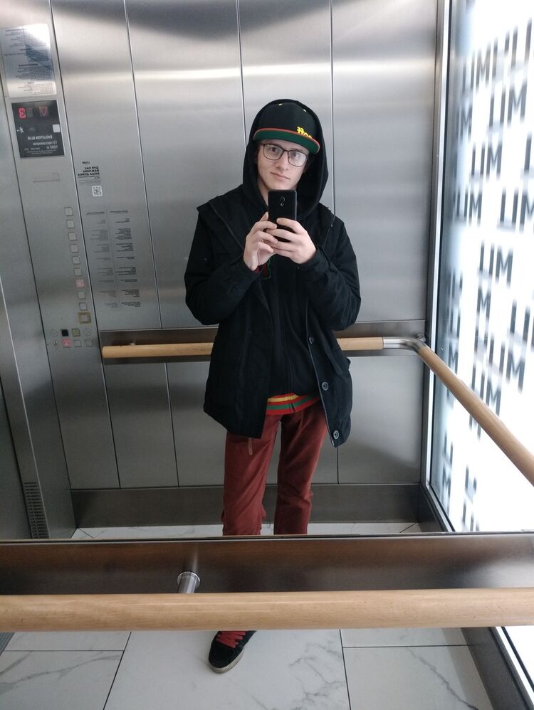 ���� 18332420 ������� �������, 32 ����, ���� ���������� � �����