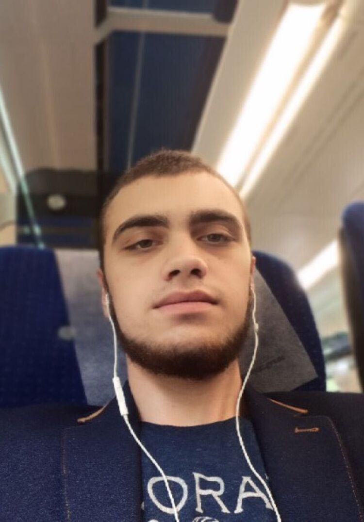  48088670   , 31 ,    