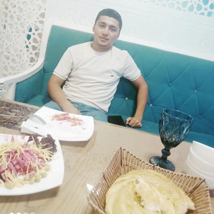 43086940  , 21 ,     