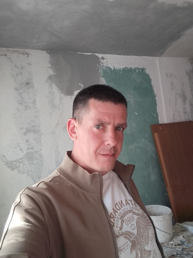  46632970  , 43 ,    