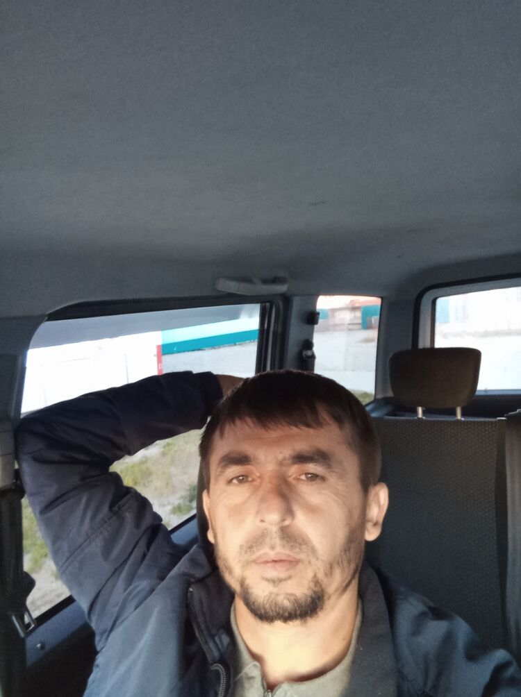  28704610  , 42 ,    