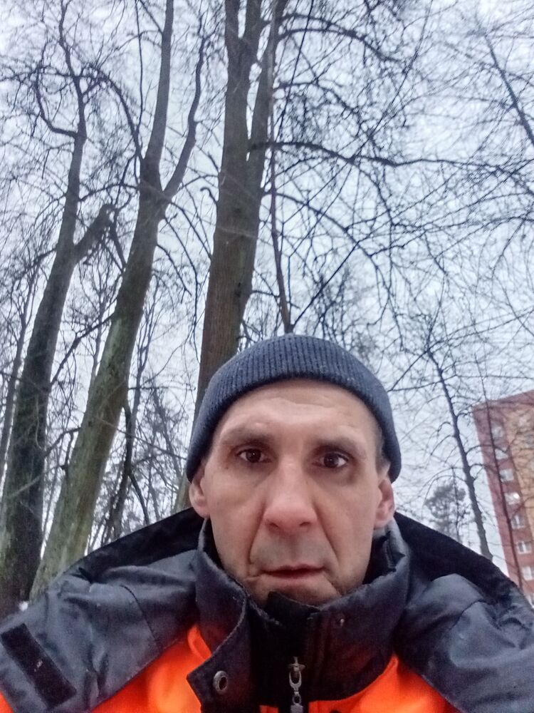  48858640  , 42 ,    