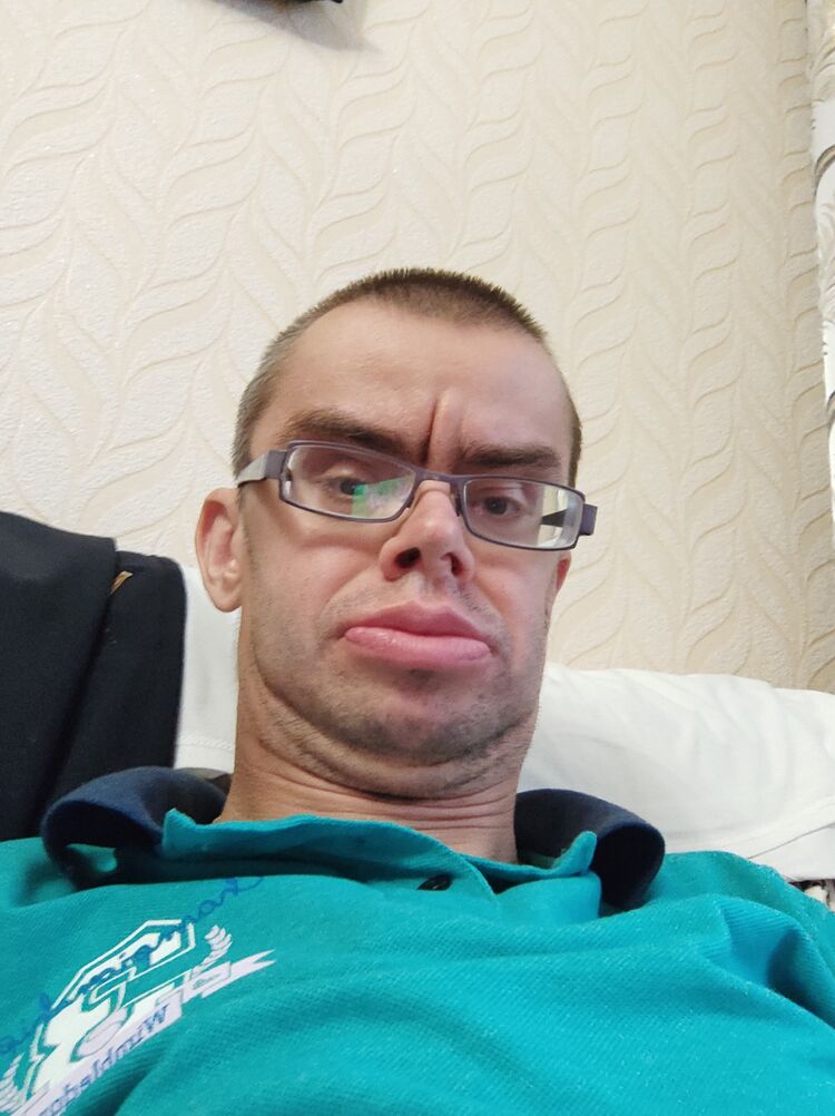  35889780  , 36 ,    -