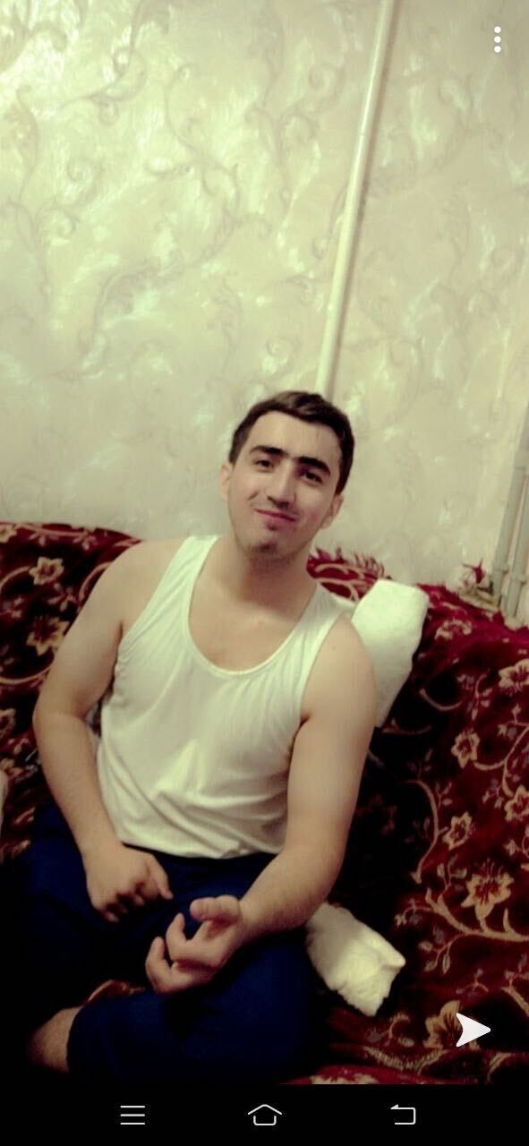  ,   Chris, 27 ,   ,   