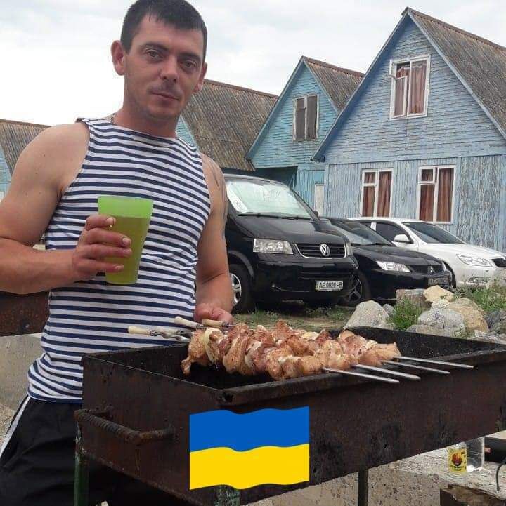  40716830  , 37 ,    