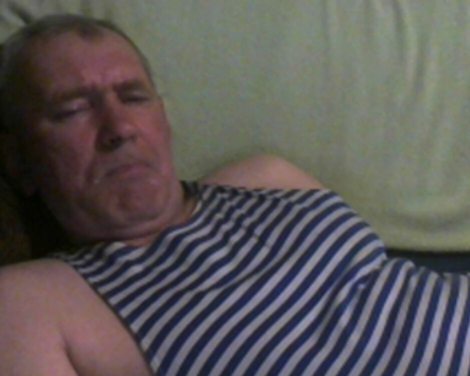  53643120  Wladimir, 61 ,    