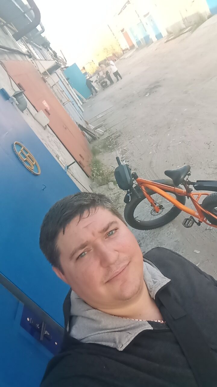  48319330  , 39 ,    