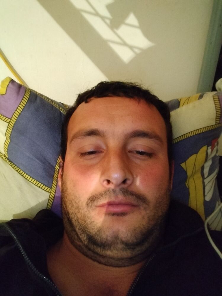  39471660  Alex, 30 ,    