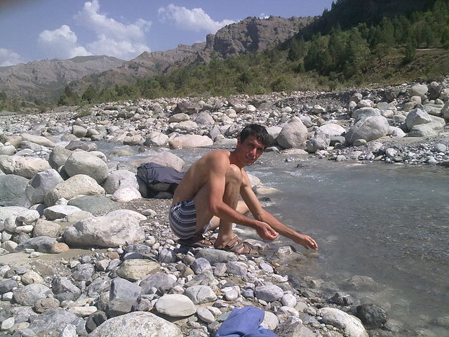  12965230  Zhahongir, 41 ,    