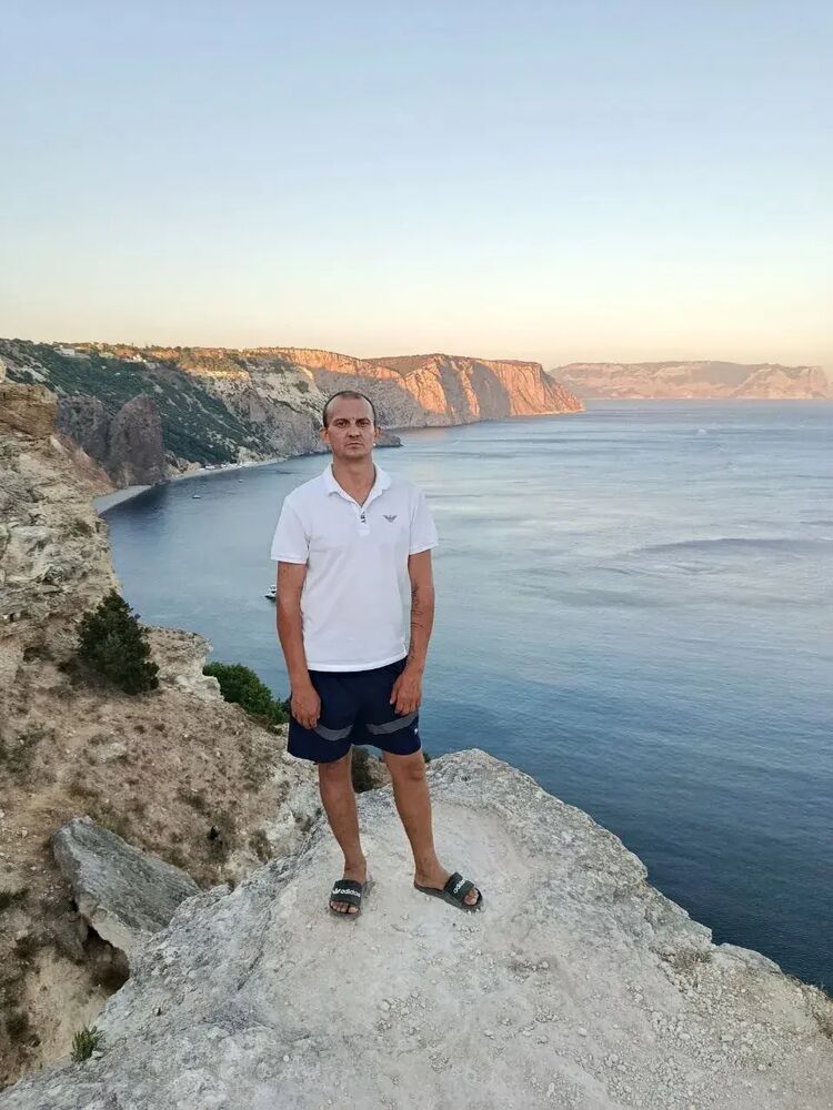  52995370  IGOR, 40 ,    