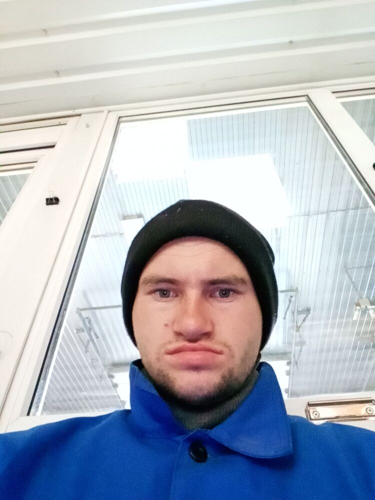  ,   Sirozhalub, 27 ,   ,   