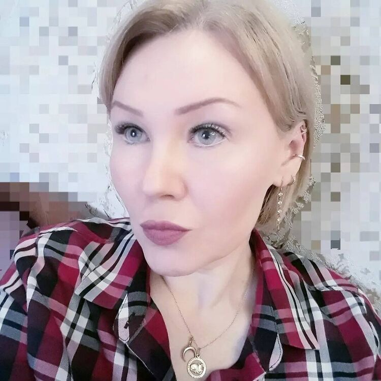  48695430  , 42 ,    