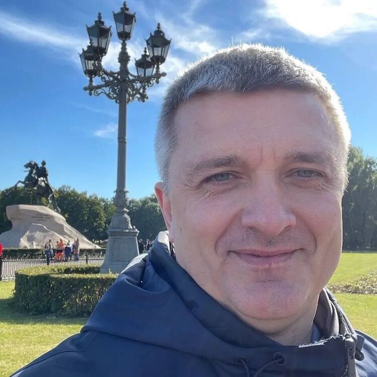  50134360  , 51 ,    Praha