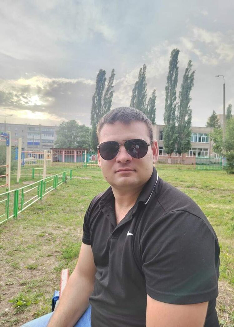  ,   Ivan, 31 ,     , c 