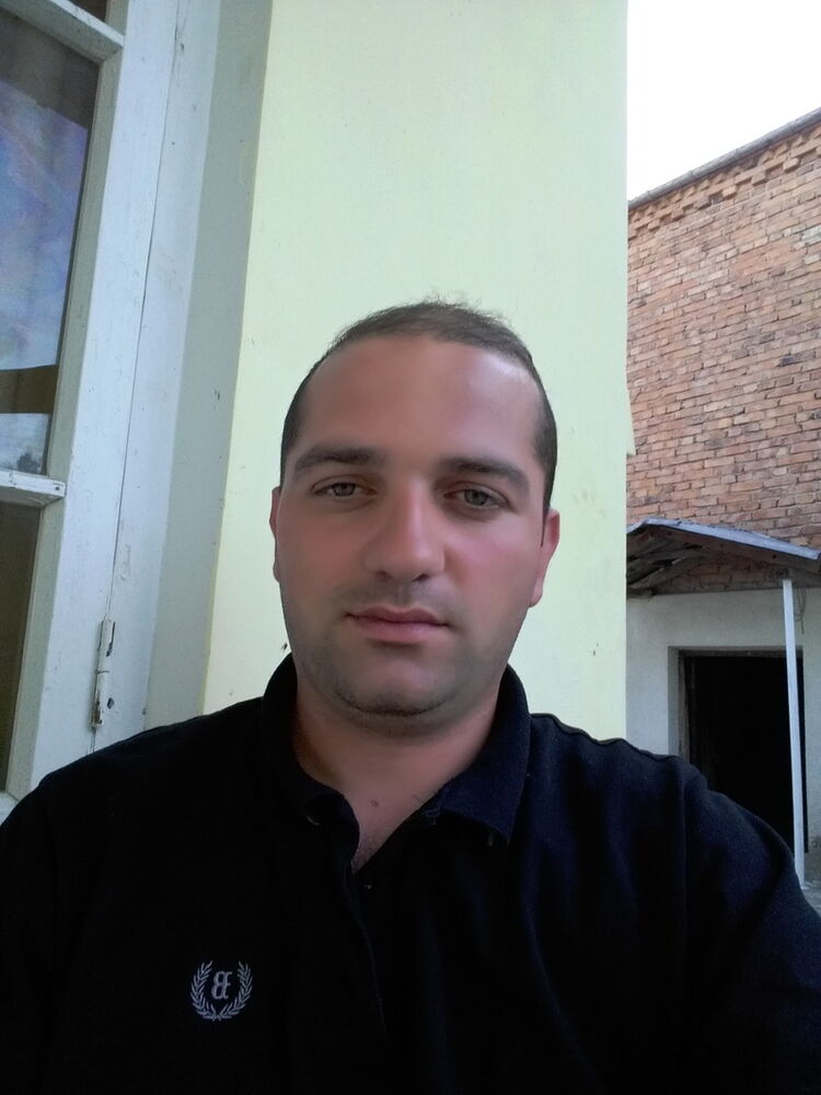  ,   Luhinski, 40 ,   