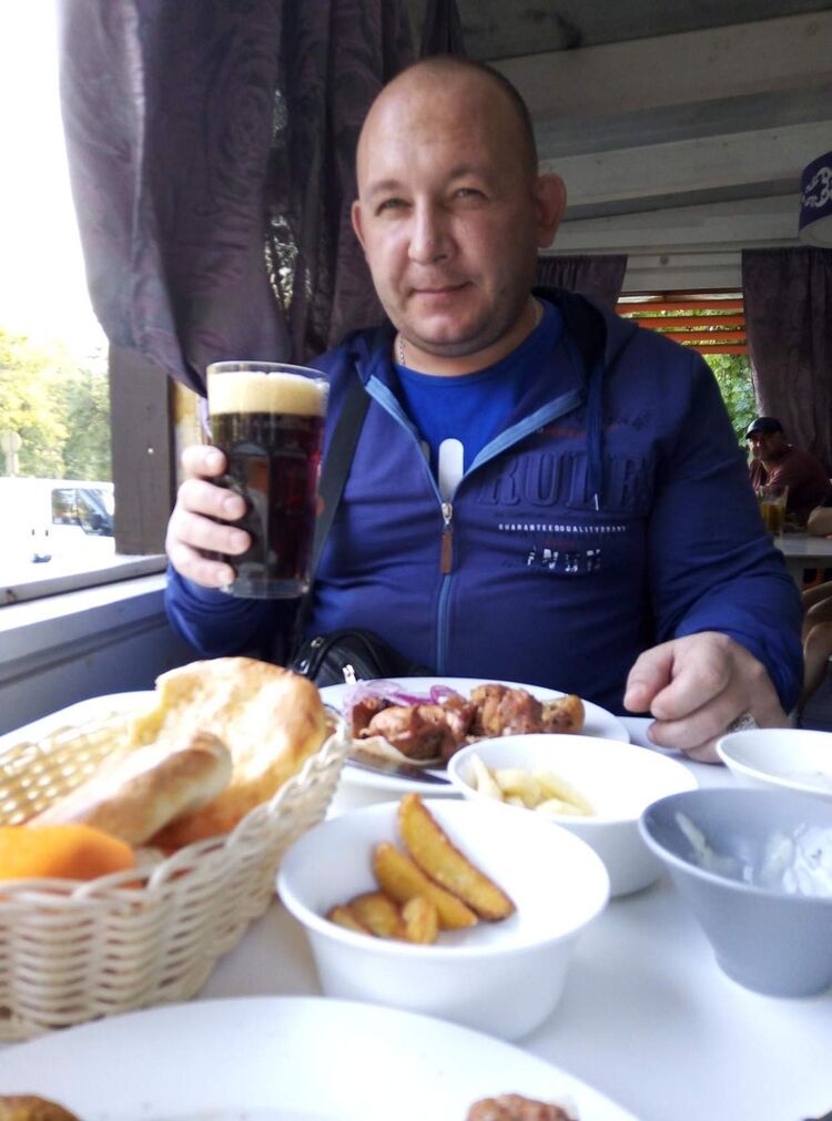 ,   Stas, 43 ,   ,   , c 