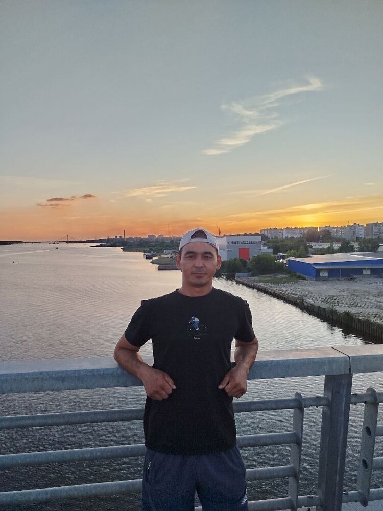  ,   Ramziddin, 36 ,   ,   