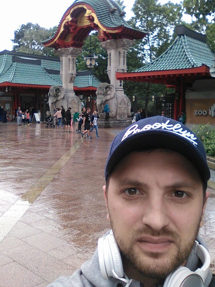  ,   Oleg, 42 ,   ,   , c 