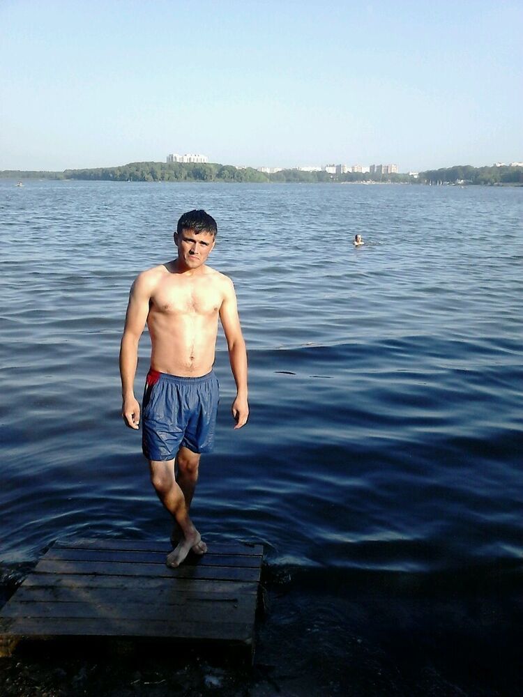  ,   Nuriddin, 32 ,   ,   , c 