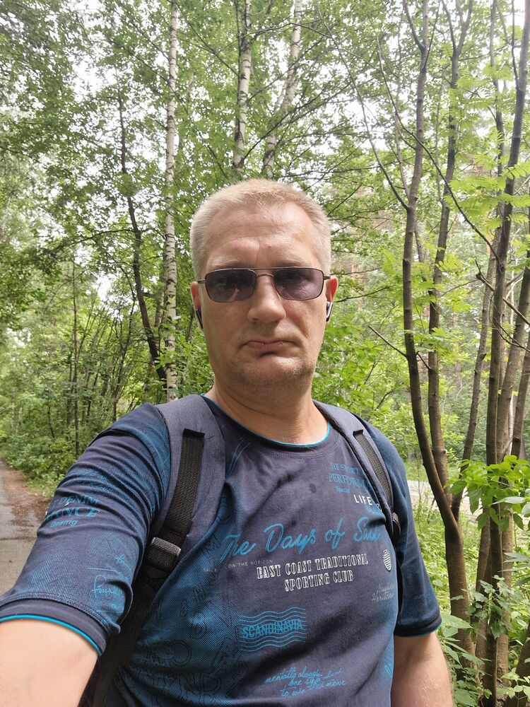  ,   Vitaliy, 48 ,   ,   , c , 