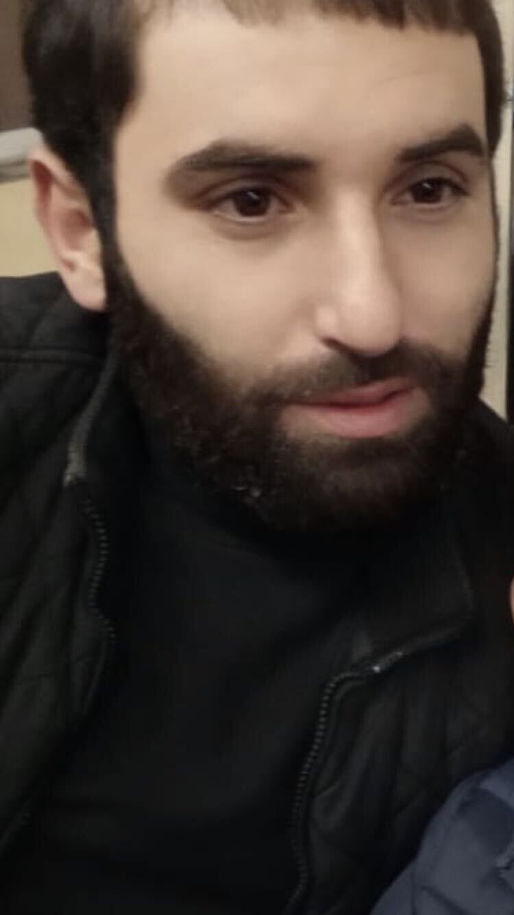  52882660  , 36 ,    