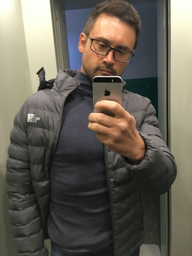  42961260  , 40 ,    