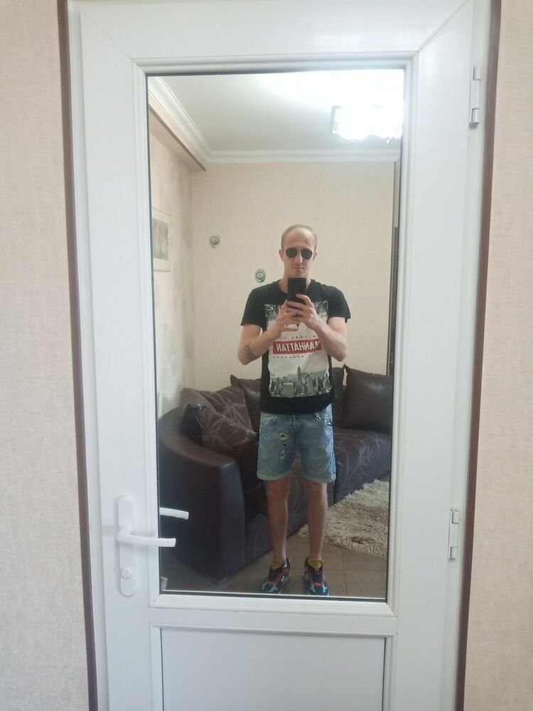  18001160  Giorgi, 33 ,    