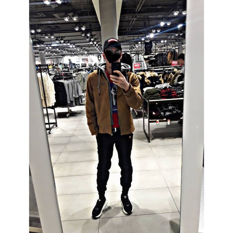 ���� 25815990 ������� Monster, 28 ���, ���� ���������� � ������