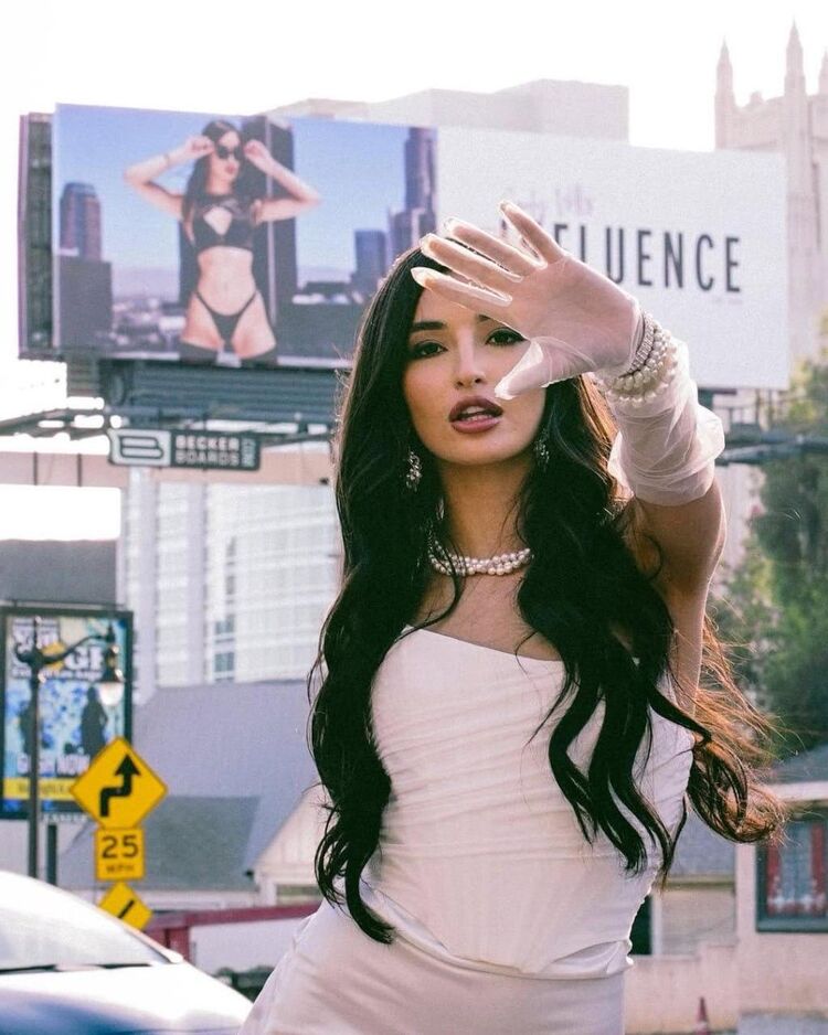 ���������� ������, ���� ������� Miki, 25 ���, ������������ ��� ������, ����� � ���������