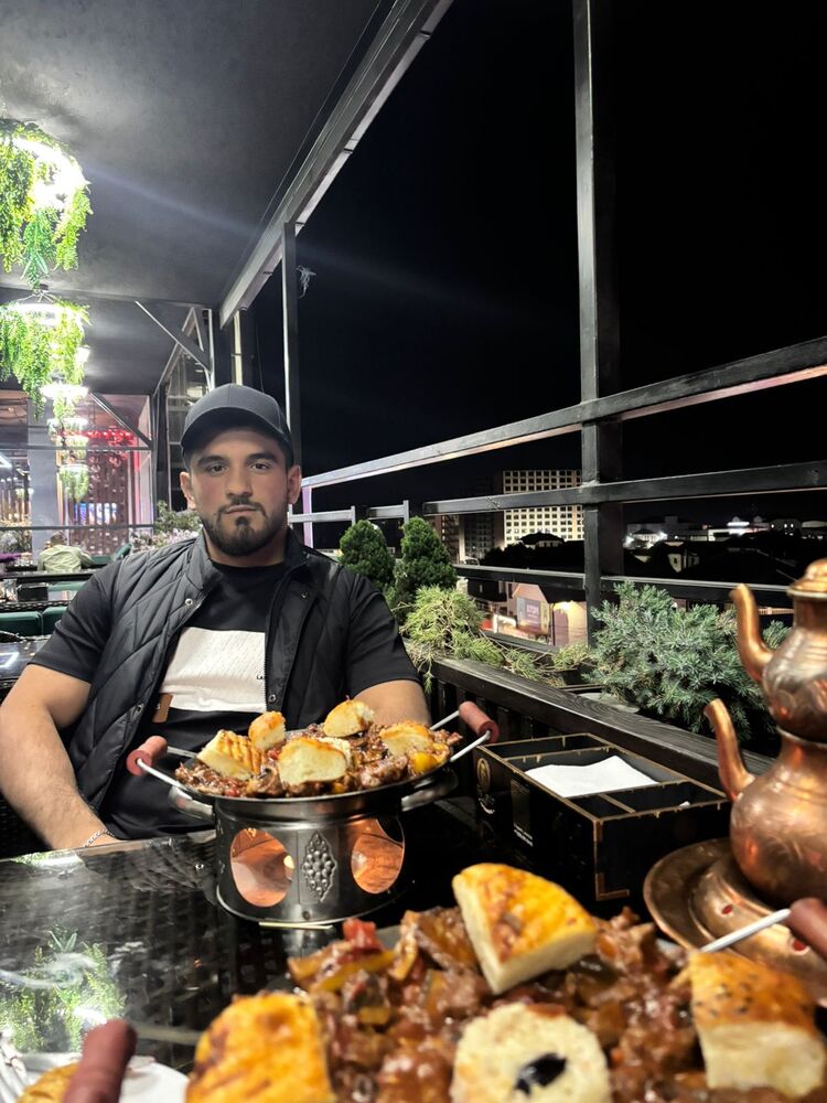 ,   Mustafa, 28 ,   ,   