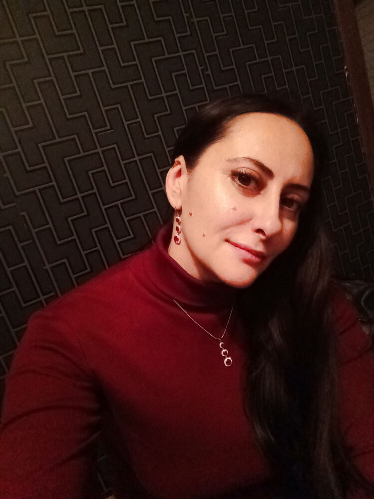  48971710  , 40 ,    