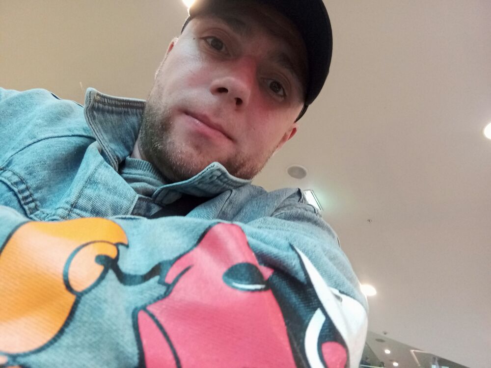  28658230  GUCCI, 35 ,    -