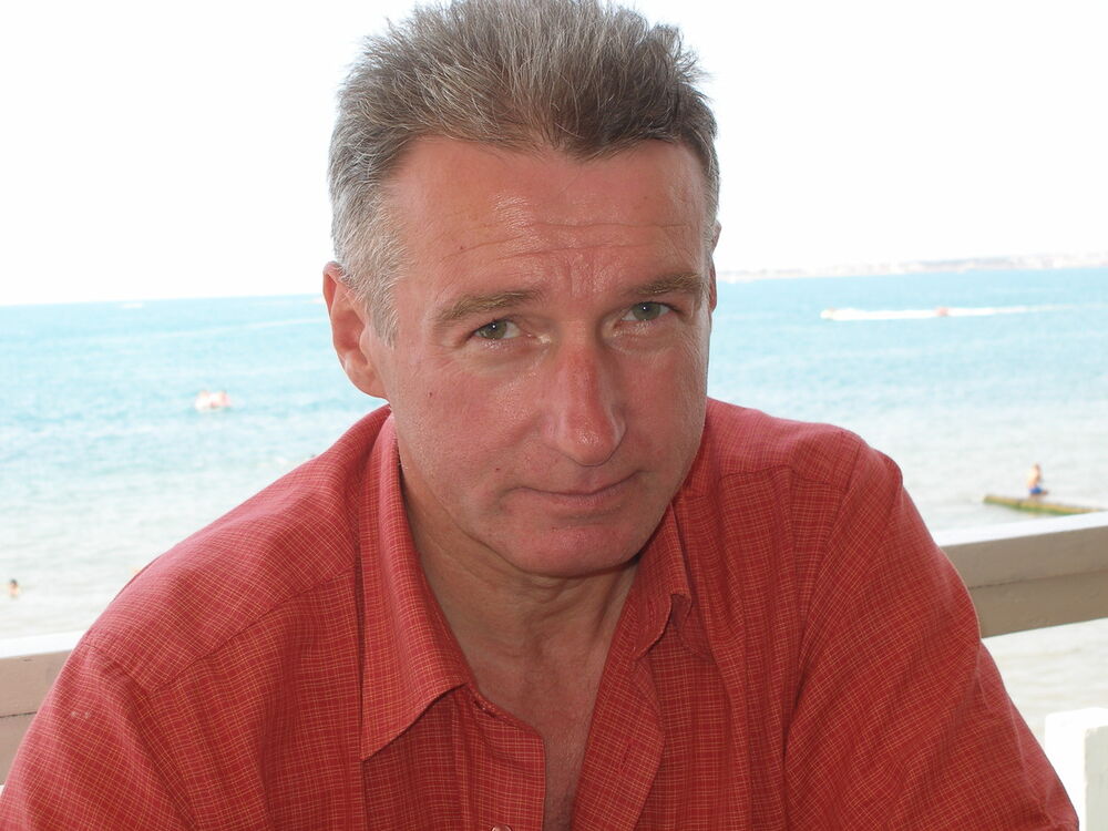  6699330  Paolo, 67 ,    