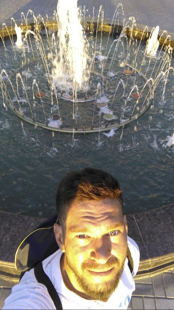  ,   Vitalik, 34 ,   