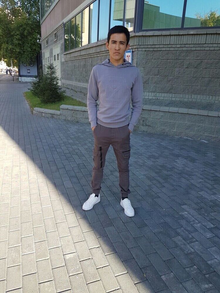  ,   Ulan, 28 ,   ,   , c , 