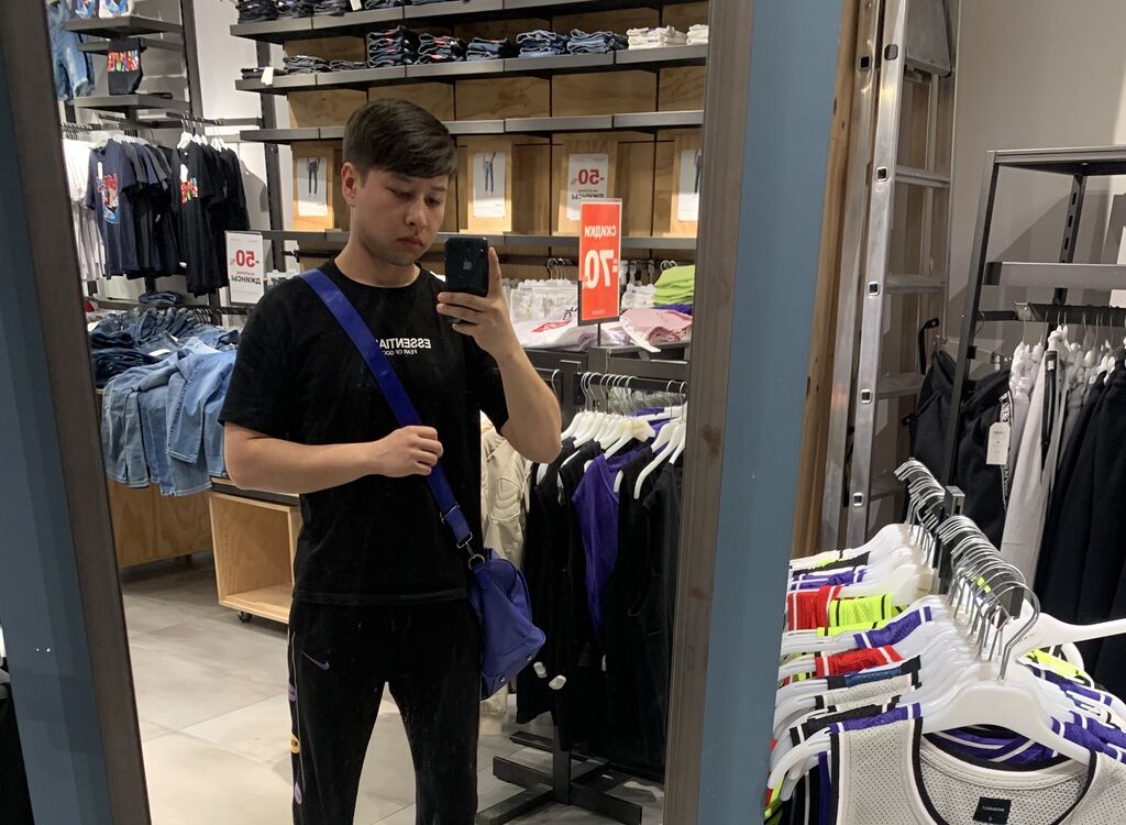  31092600  MUXAMMED, 26 ,    