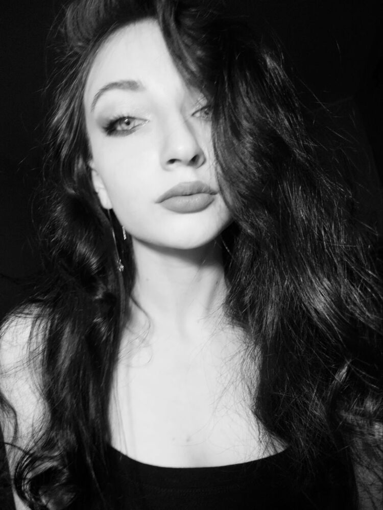  ,   Svetik, 23 ,   