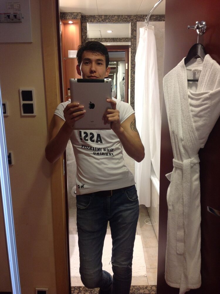  ,   Alex, 42 ,     , c 