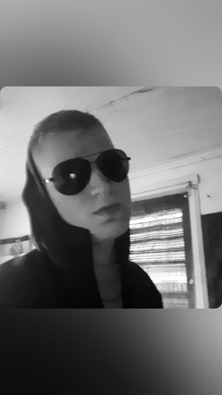  ,   Pavel, 24 ,   ,   
